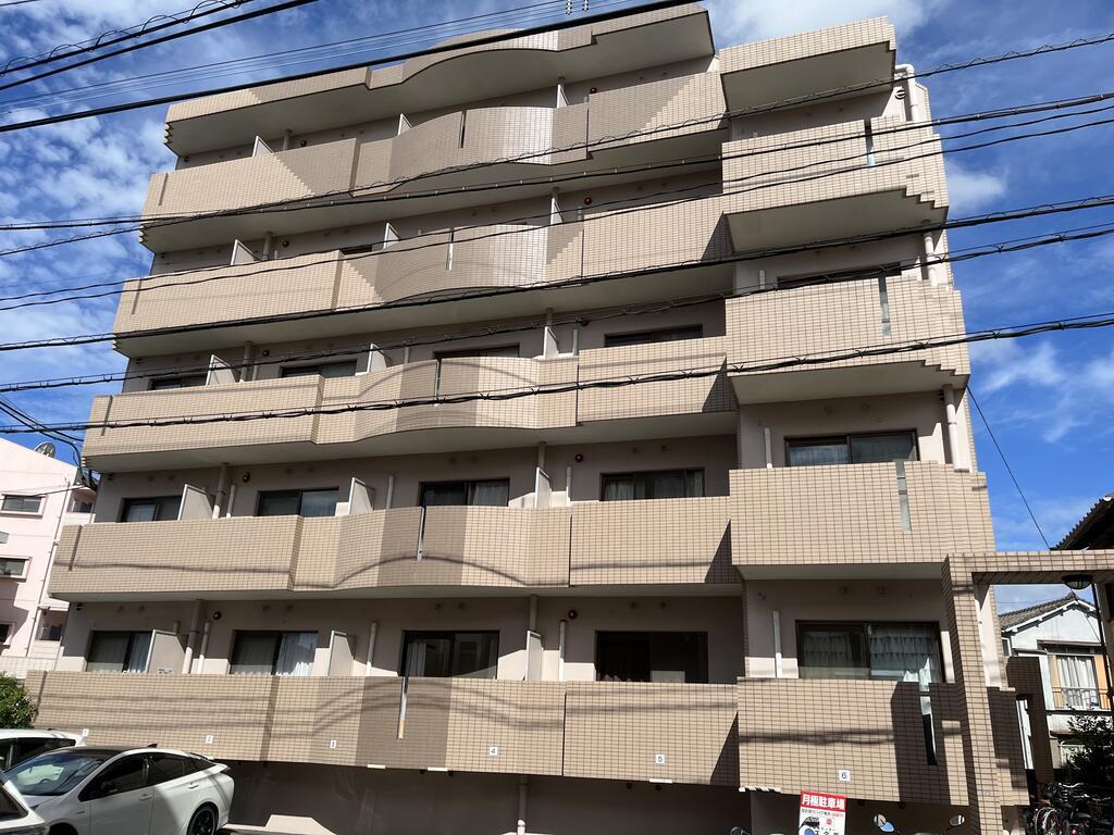ウイング郡元