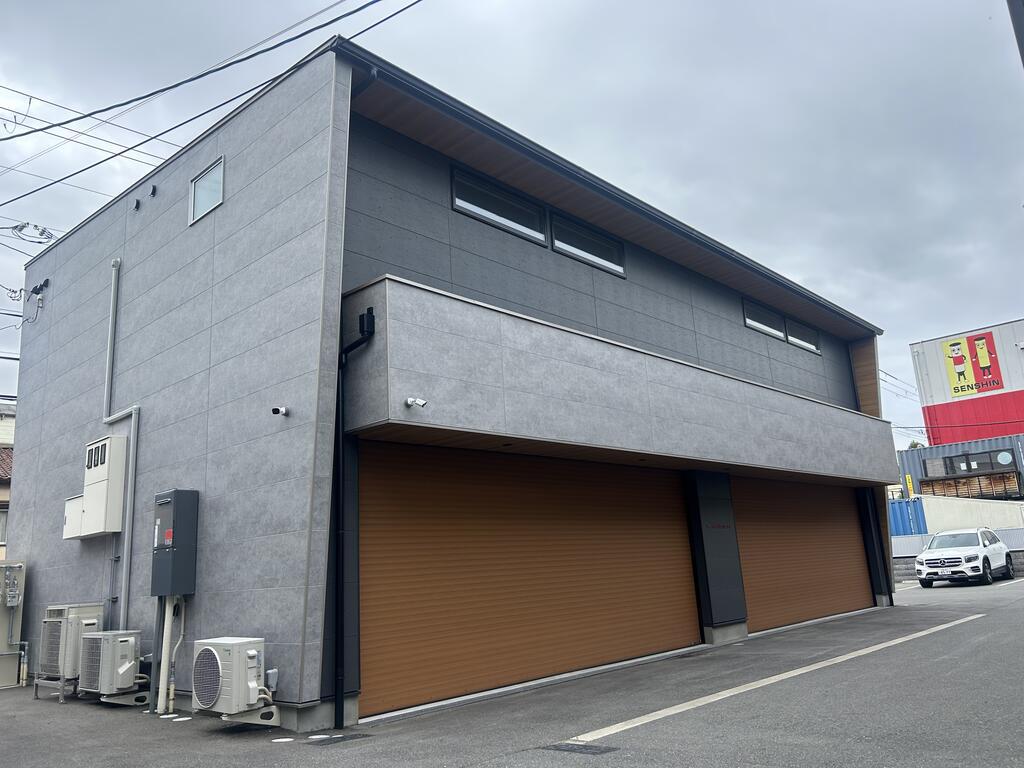 GARAGE LUSSO