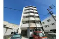沖縄県那覇市久米の建物