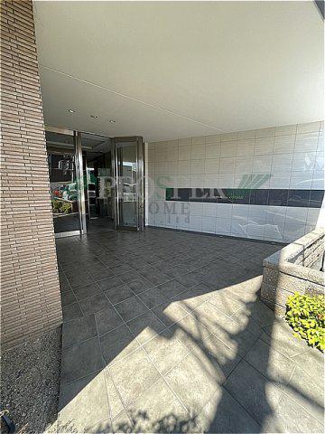 ドゥジーエム京橋