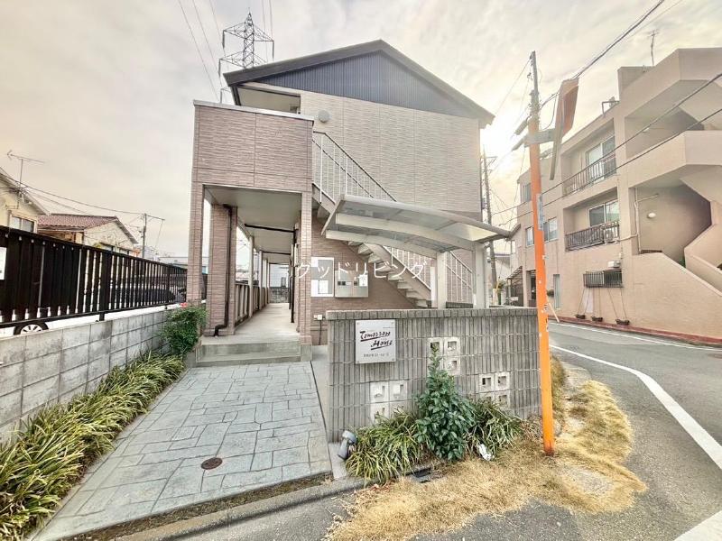 TOMORROW HOUSE