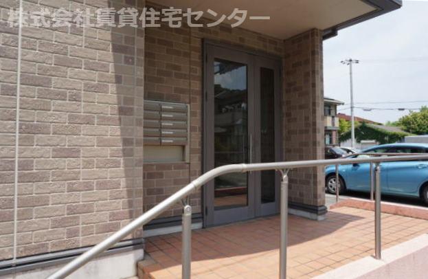 リビングタウン紀三井寺A棟