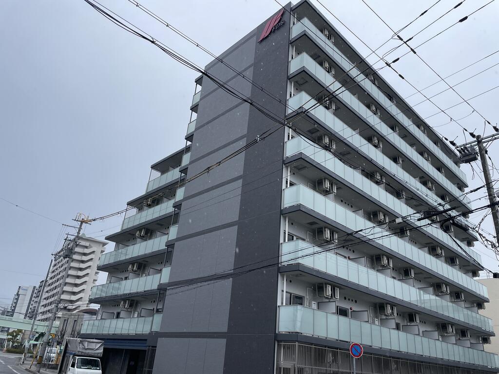 リヴィアスコウベラメール
