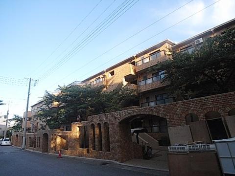 白鷹香枦園第2マンション(3LDK/1階)