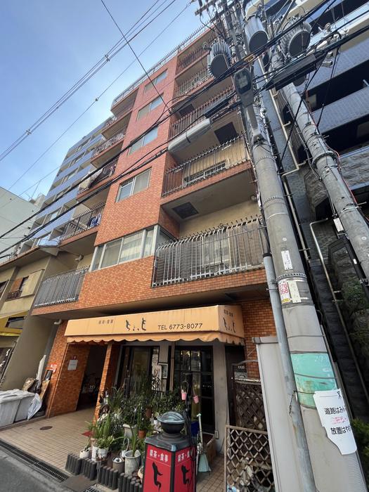 ラカーサ上本町 