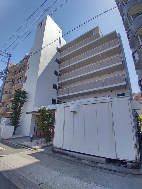 リベルター