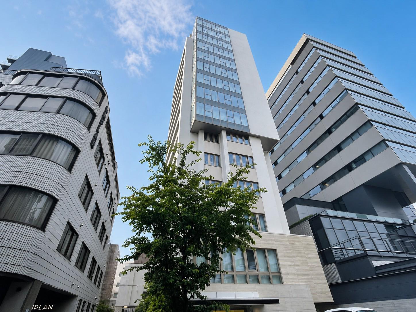 ピアース新宿三丁目
