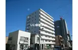 ホワイトアパートメント