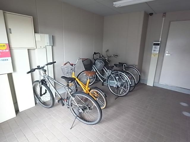 プラッツ王子公園