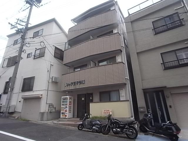 プラッツ王子公園