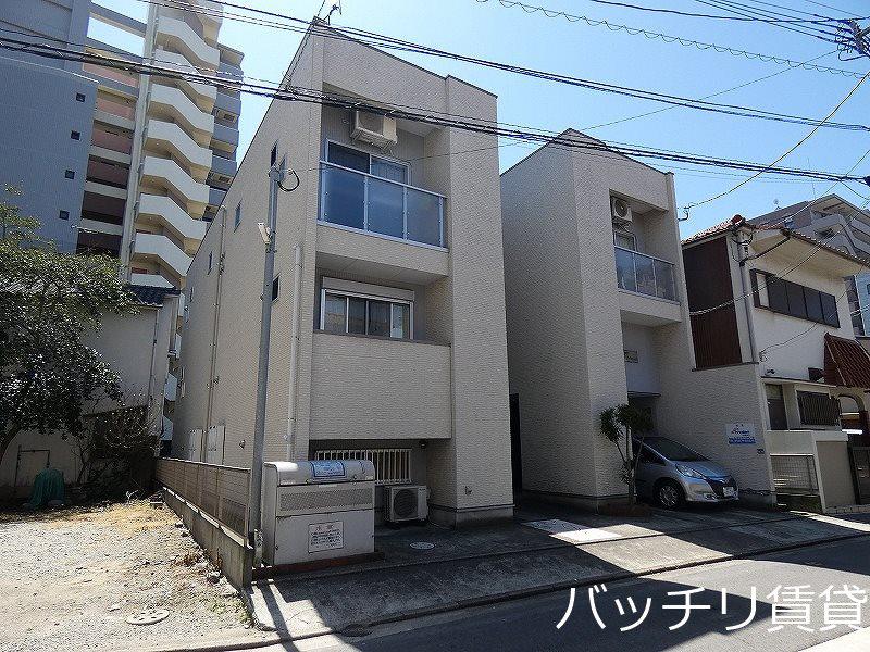 APARTMENT N SECOND
