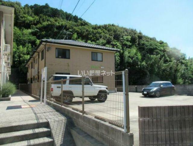 ラメゾン崎岡