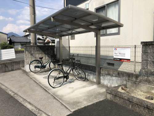 シャーメゾン中沢B棟