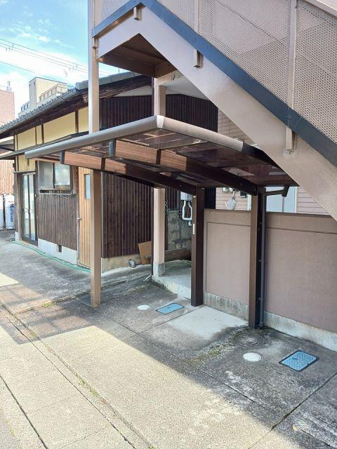 ウエスト21