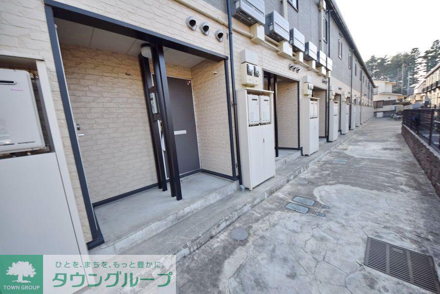 レオパレスコル レオニス I