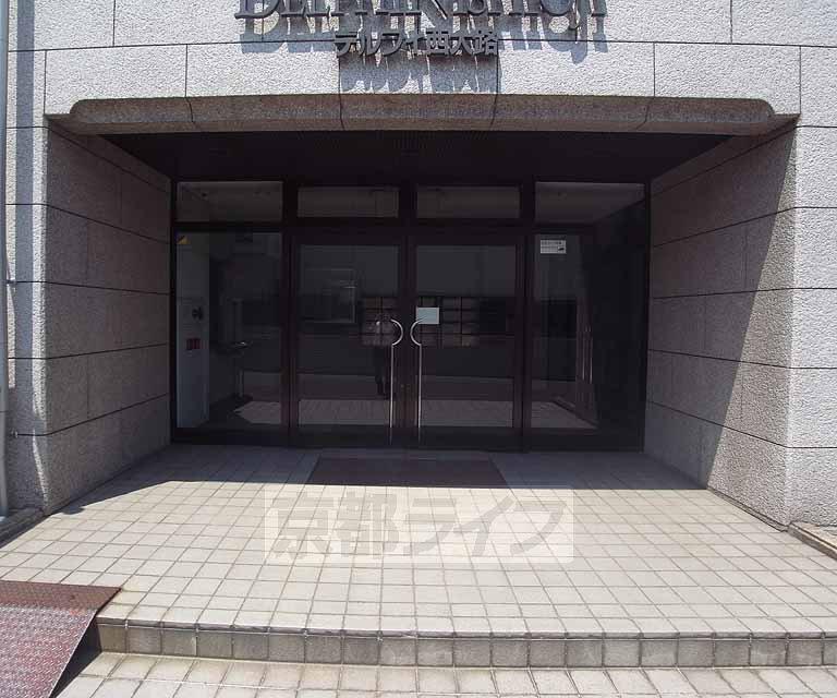デルフィ西大路