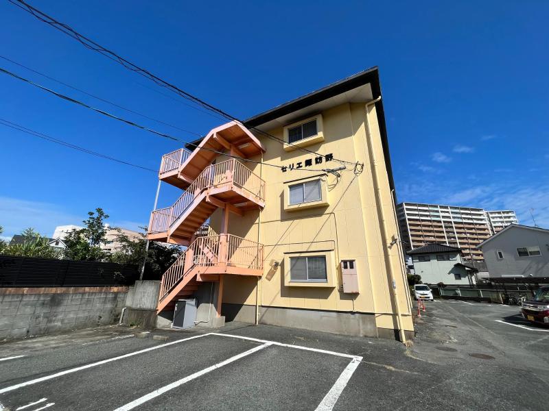 セリエ諏訪野