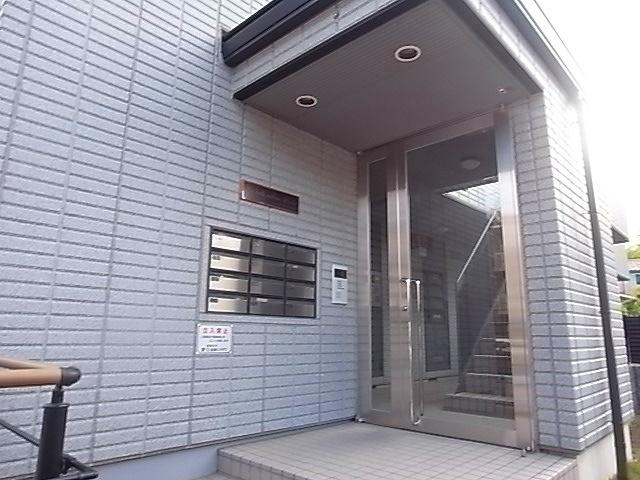 ラベルコリンヌヒロタ