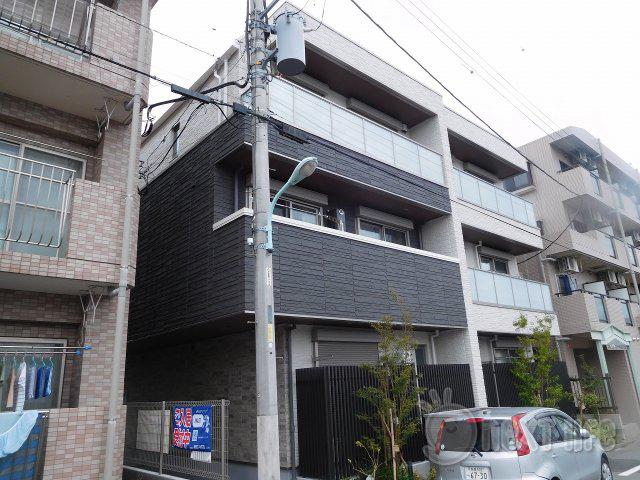 プレミアス