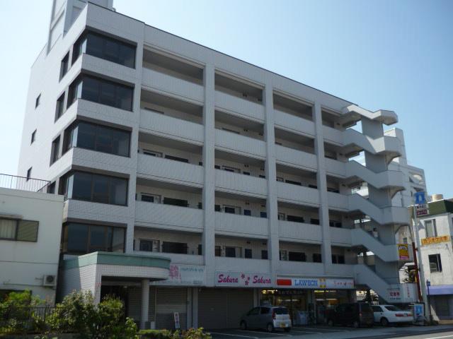 クラウンズビラ花影