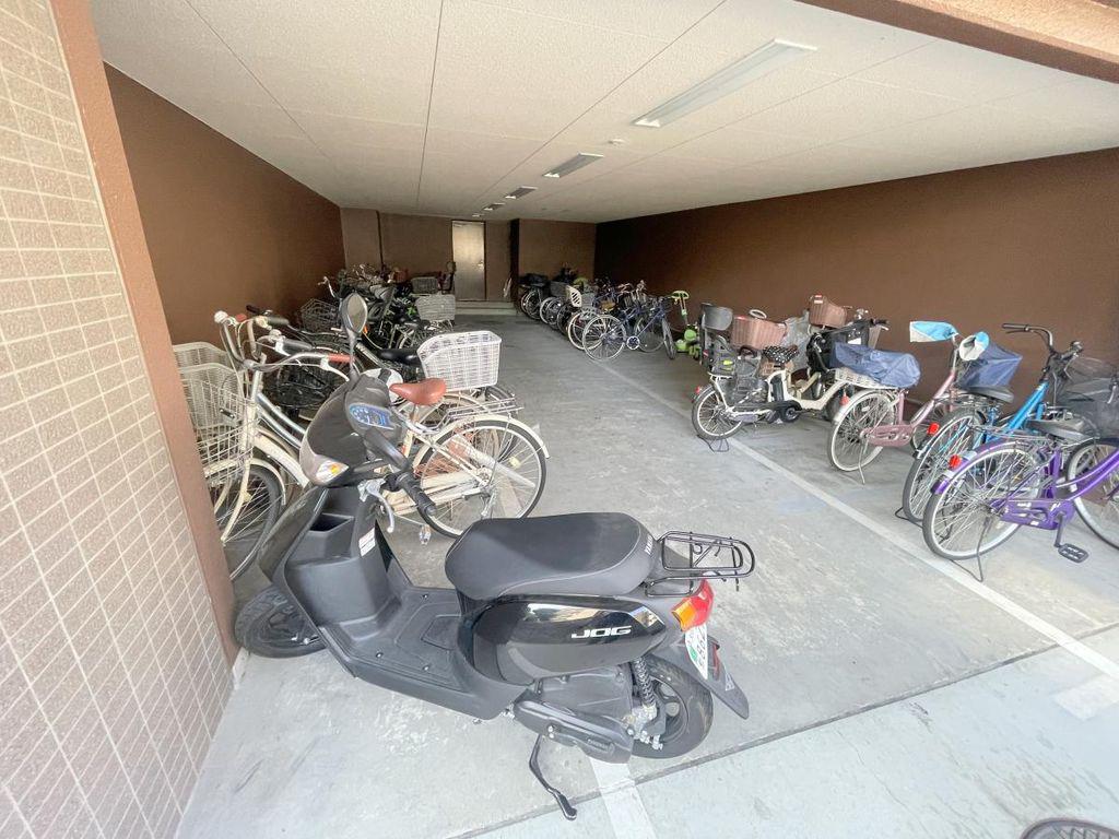 ヴィザージュ鶴見緑地