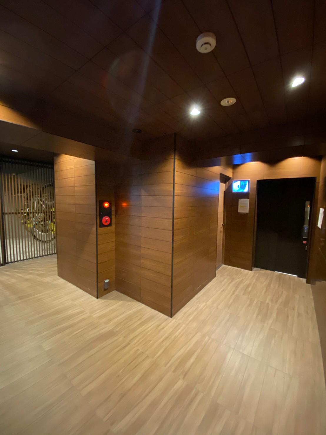 AZABU PARKHAUS