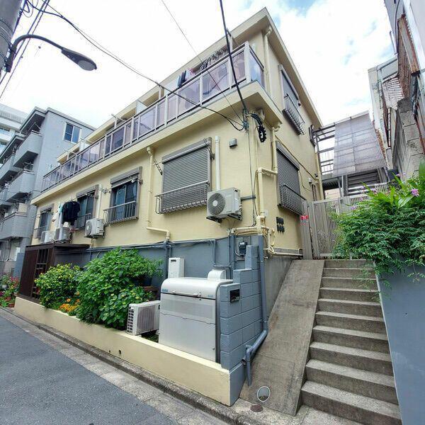 ＪＲ山手線 新大久保駅 徒歩6分 3階建 築55年