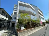 コニーアパートメント