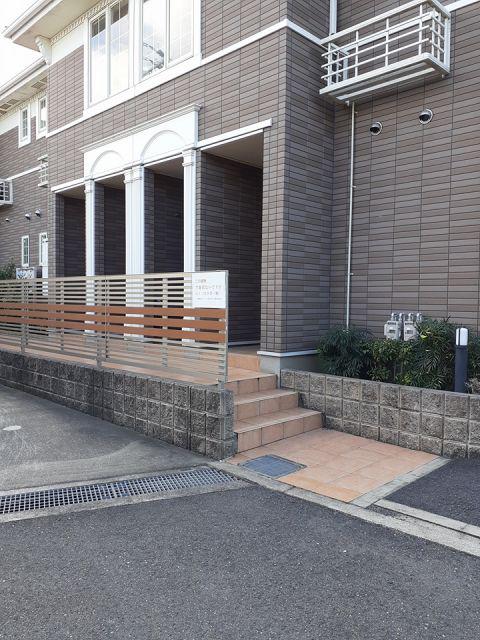 メゾンさくら坂