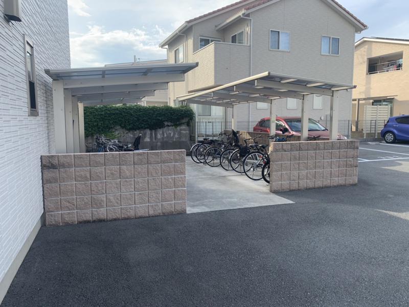シャーメゾン粟津