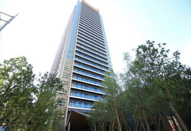 MID TOWER GRAND