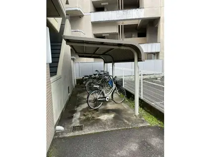 ロアール(1K/1階)の外観写真