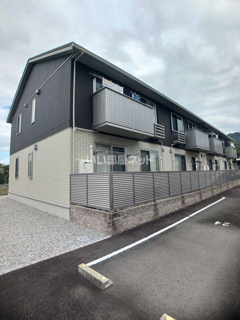 フキノトウ牟礼北 A棟(2LDK/2階)