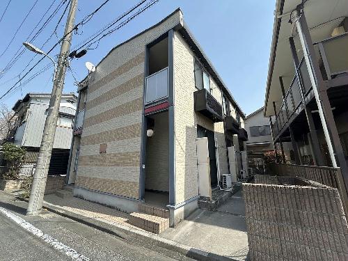 レオパレスパステロ