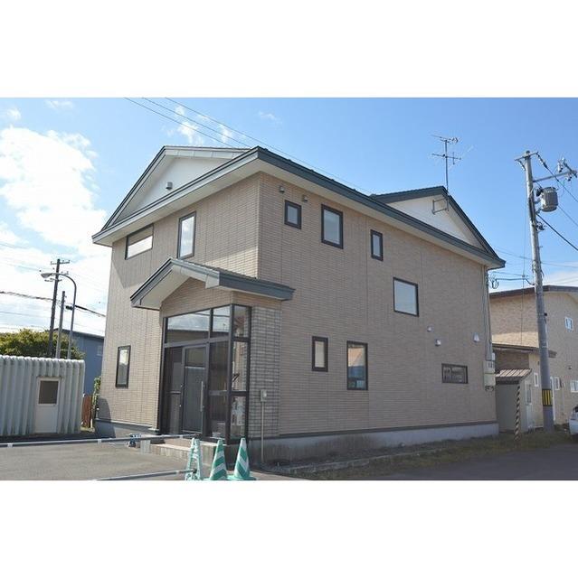 鶴野東2丁目岡田2F(2LDK/2階)