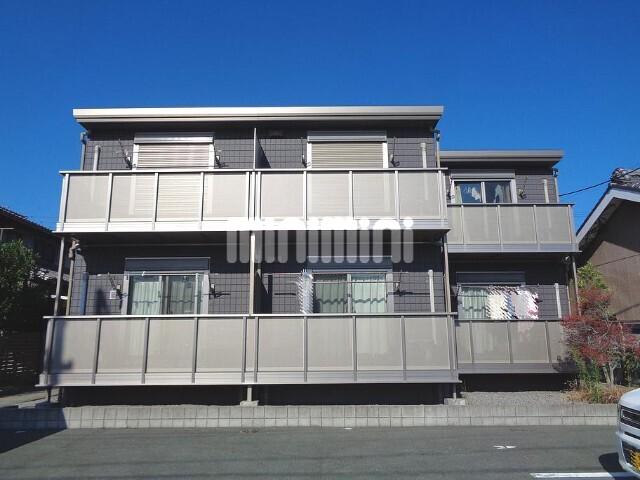 アンジュ津東