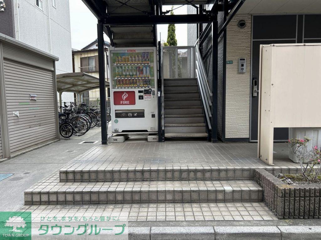 レオパレスアピラ