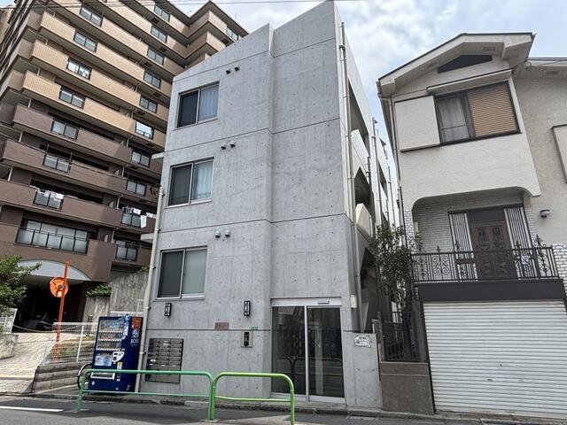 グリシュアーヴ旭町