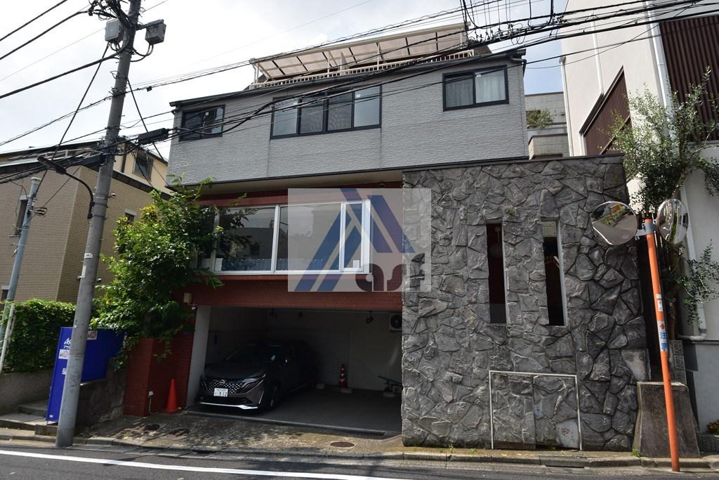 グランポート南青山