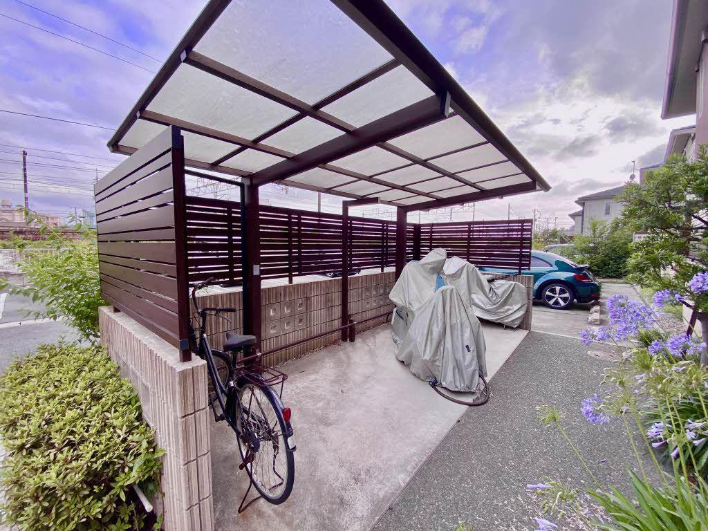 シャーメゾンタウン西阿知駅前A棟