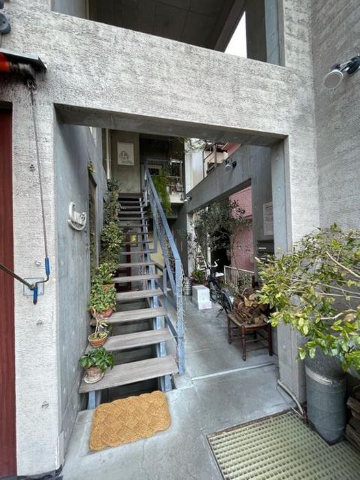 QG三軒茶屋