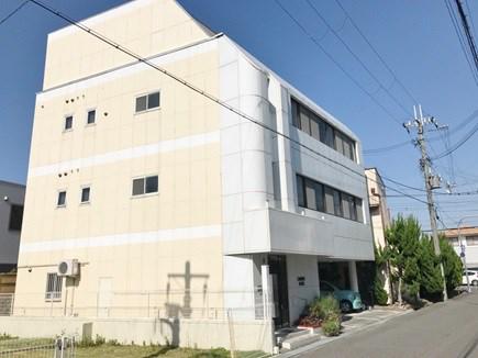 ルミエール8番館