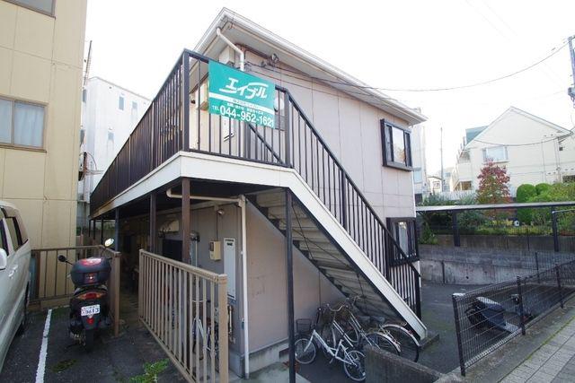 ステージア
