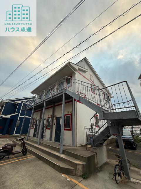 メゾンポムルージュ