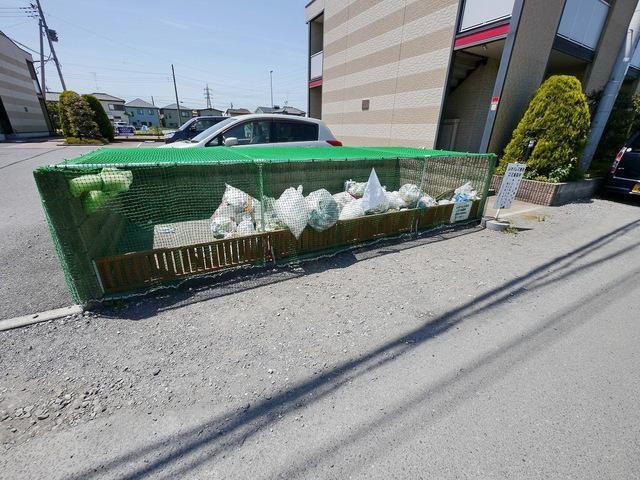 レオパレスコスモスC