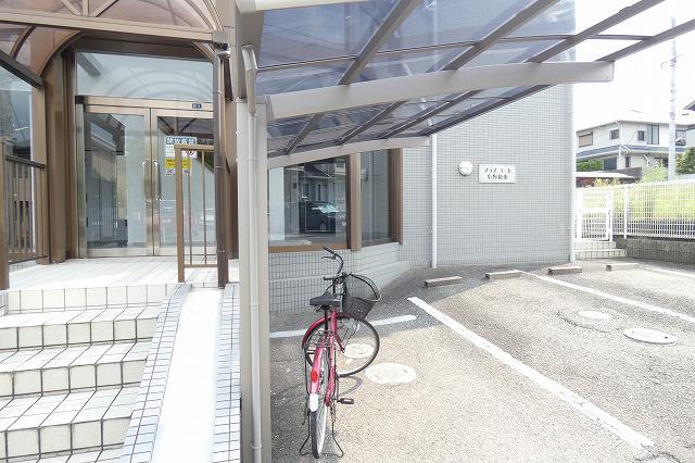 プラスコート小野原東