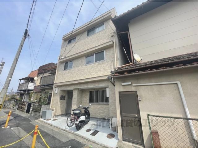 QUALIE茶山駅前