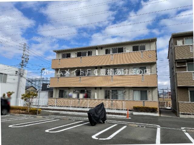 ラ・フルールB棟