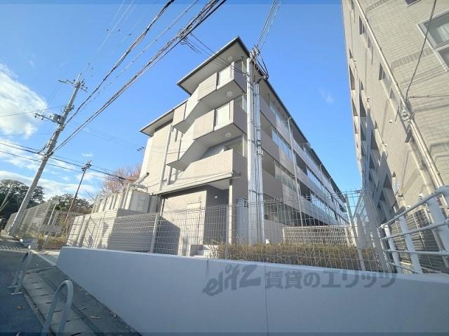 グローリードミール天神