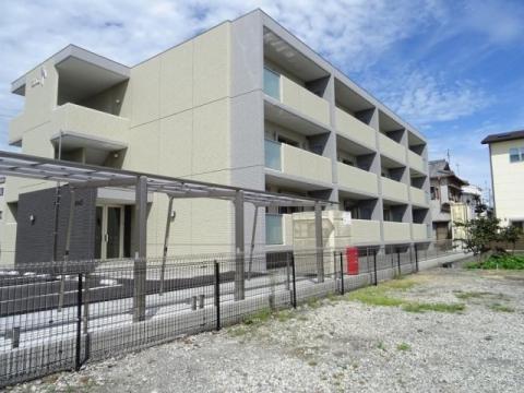 ＪＲ東海道本線 静岡駅 徒歩47分 3階建 築10年